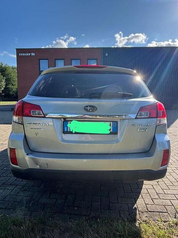 Gebraucht 2014 Subaru Outback Exclusive+ SUV | 4.900 € - Bild 1/4