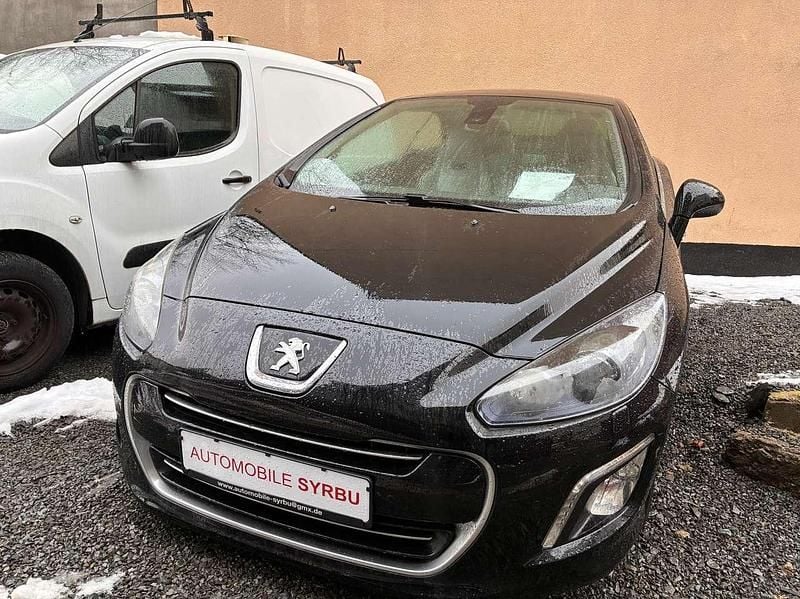 Schwarz Gebraucht 2012 Peugeot 308 CC Roland Garros Cabrio | 5.900 € (Guter Preis) - Bild 1/4