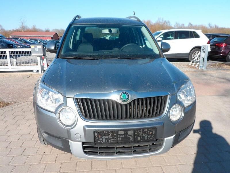 Gebraucht Skoda Yeti Active 105 PS (77 kW) 2011 Grau SUV
