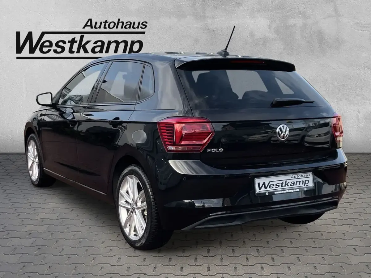 Gebraucht VW Polo Highline 116 PS (85 kW) 2019 Deep black perleffekt Kleinwagen