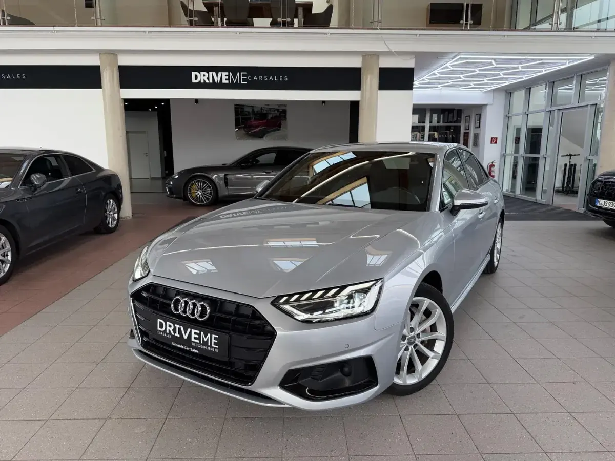 Używany Audi A4 Advanced 190 KM (139 kW) 2020 Srebrny Kombi