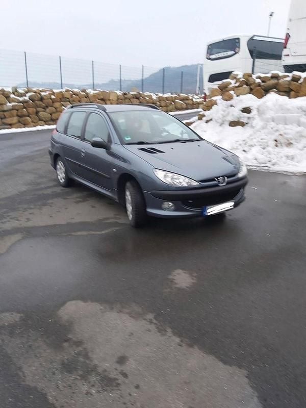 Gebraucht Peugeot 206 Filou 75 PS (55 kW) 2006 Grau Kombi