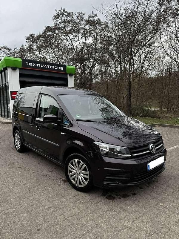 Gebraucht VW Caddy 102 PS (75 kW) 2017 Violett Van / Kleinbus