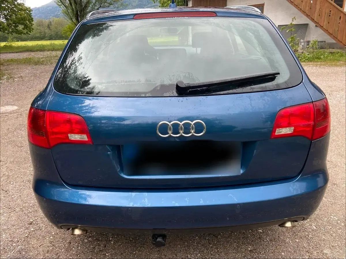 Gebraucht Audi A6 220 PS (161 kW) 2006 Blau Kombi