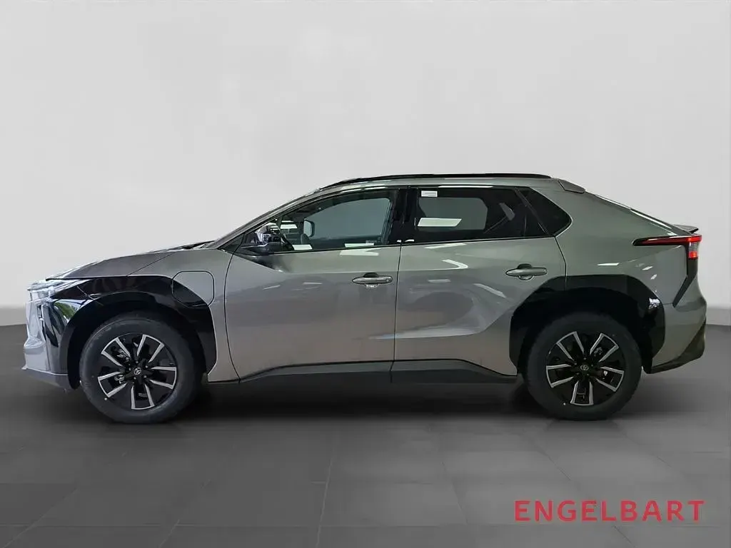 Neu Toyota bZ4X 164 kW (224 PS) 2026 Precious metal grey metallic SUV