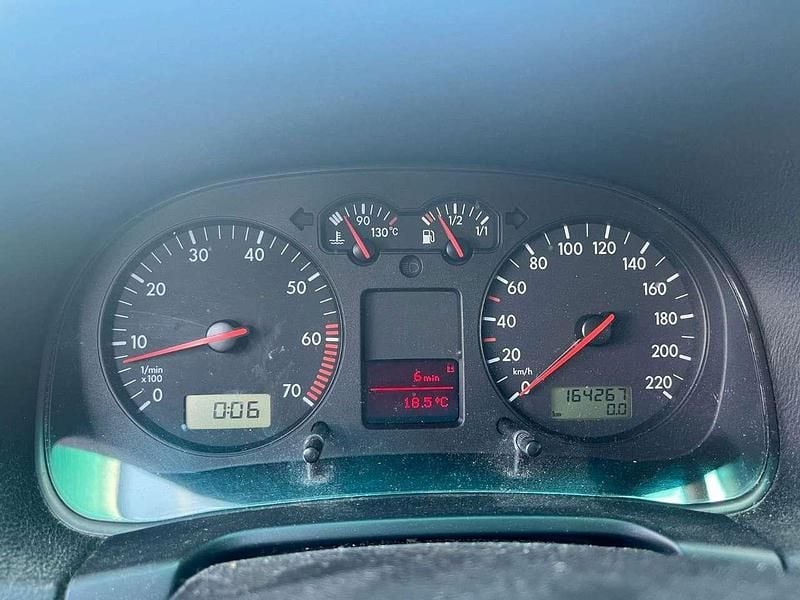 Gebraucht VW Golf IV 75 PS (55 kW) 2002 Schwarz Limousine