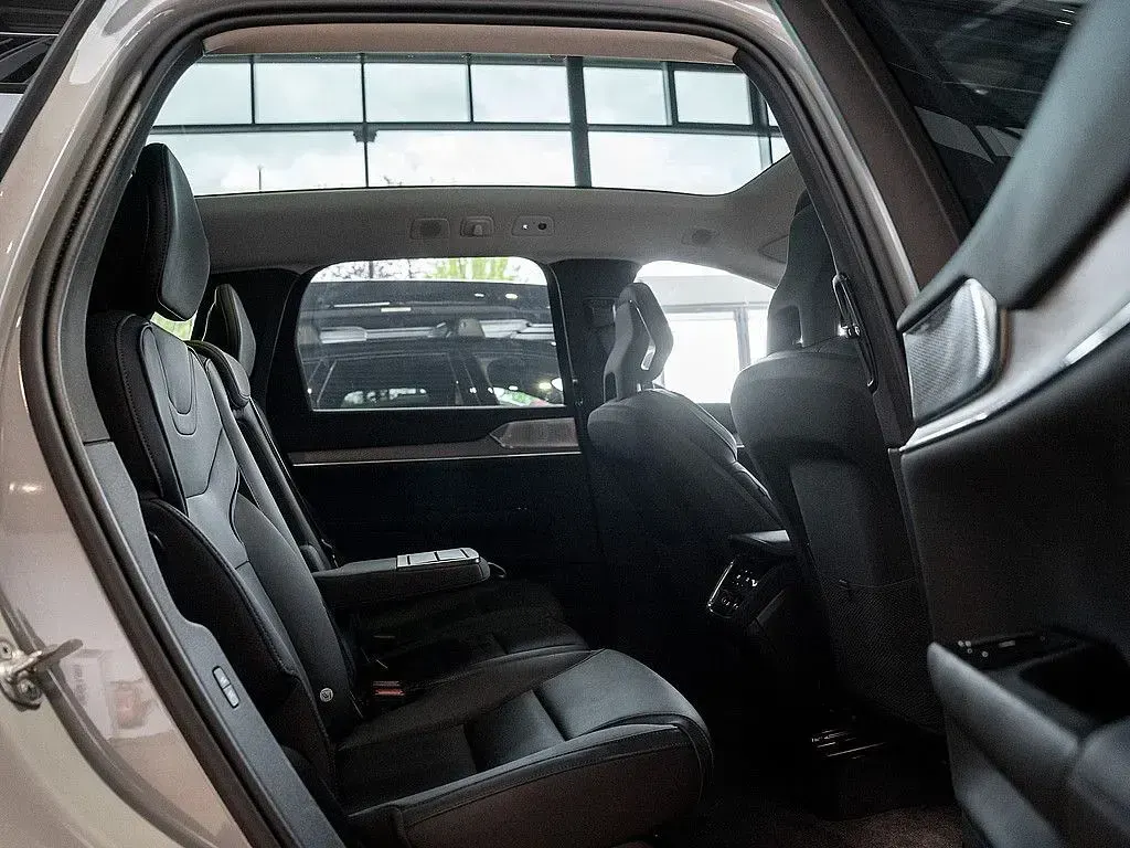 Occasion Volvo EX90 Performance 380 kW (517 ch) 2025 Gris SUV