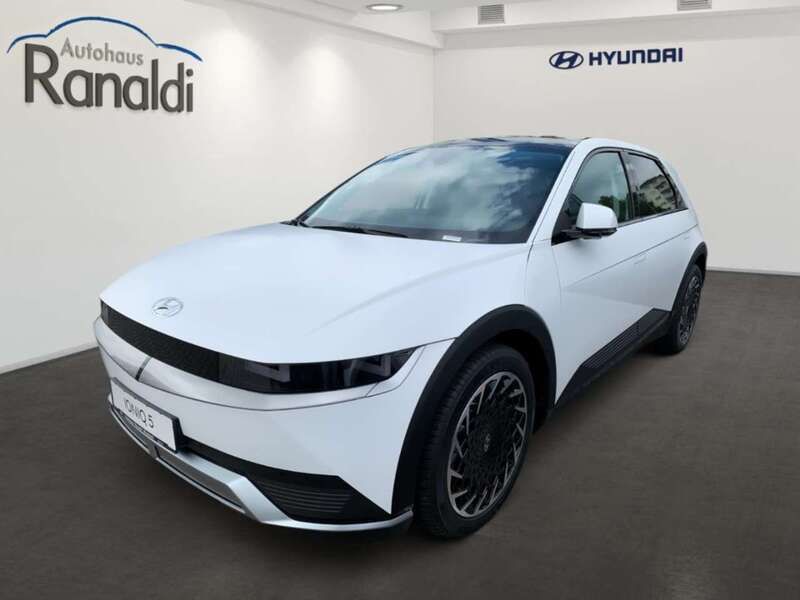 Atlas white matt Neu 2024 Hyundai Ioniq 5 Techniq SUV | 46.990 € (Etwas zu teuer) - Bild 1/4