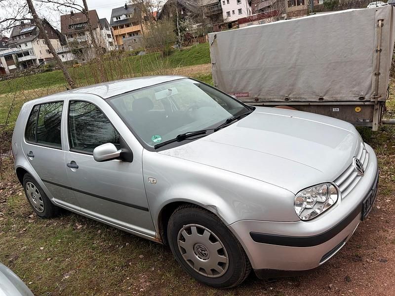 Gebraucht VW Golf IV 105 PS (77 kW) 2002 Silber Limousine