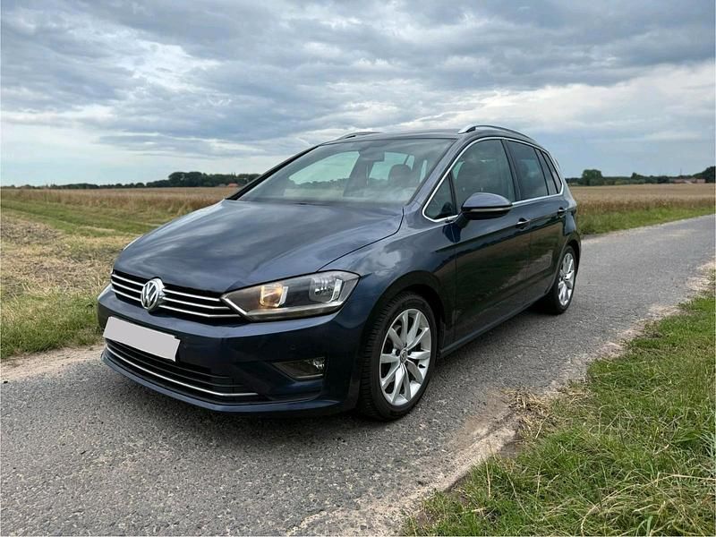 Blau Gebraucht 2016 VW Golf VII Limousine | 11.250 € (Guter Preis) - Bild 1/4