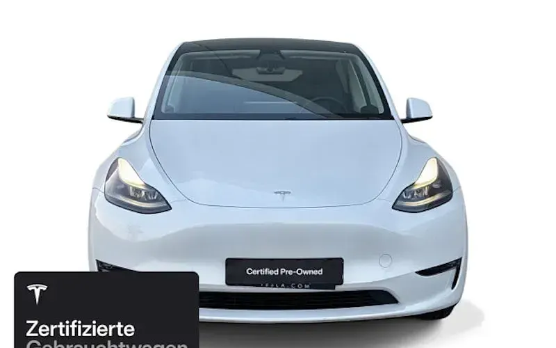 Gebraucht Tesla Model Y 273 kW (372 PS) 2023 Weiß SUV
