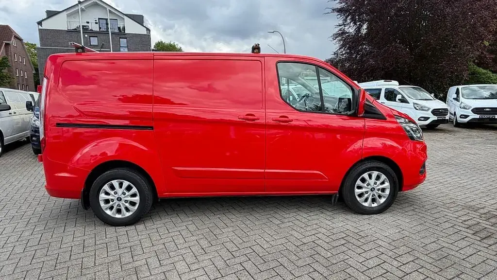 Gebraucht Ford Transit Custom Limited 170 PS (125 kW) 2019 Rot Van / Kleinbus