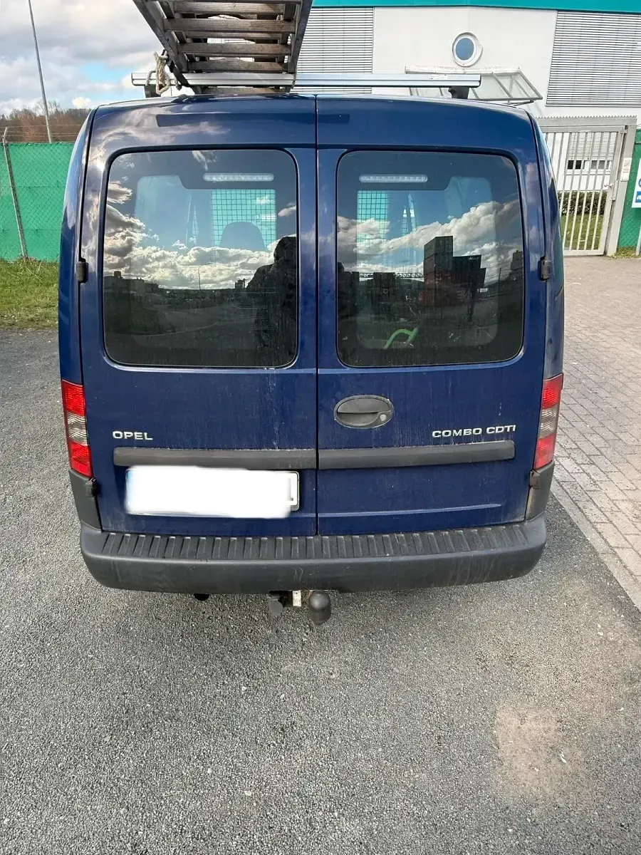 Gebraucht Opel Combo 75 PS (55 kW) 2012 Blau Van / Kleinbus
