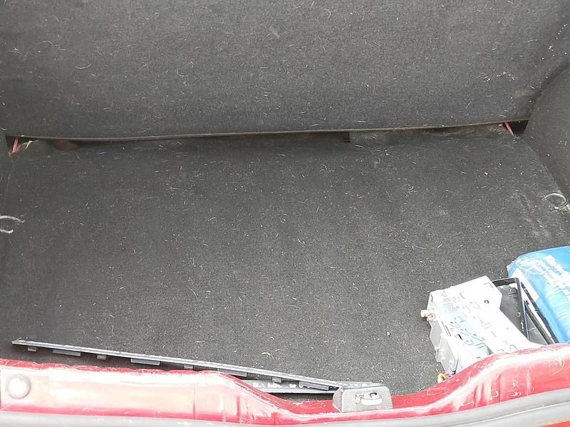 Second-hand Dacia Sandero 75 CP (55 kW) 2010 Roșu Hatchback