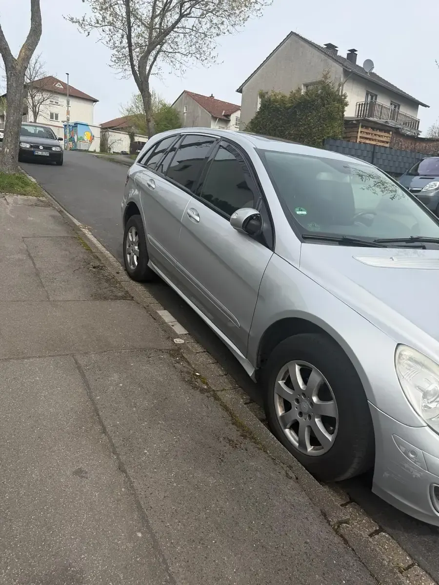 Gebraucht Mercedes R320 224 PS (164 kW) 2006 Silber Kombi
