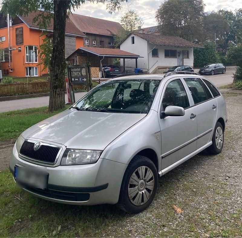 Silber Gebraucht 2004 Skoda Fabia Kombi | 840 € (Guter Preis) - Bild 1/4