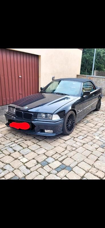 Gebraucht BMW M3 118 PS (86 kW) 1996 Schwarz Cabrio