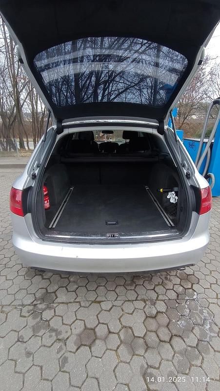 Gebraucht Audi A6 140 PS (102 kW) 2005 Silber SUV