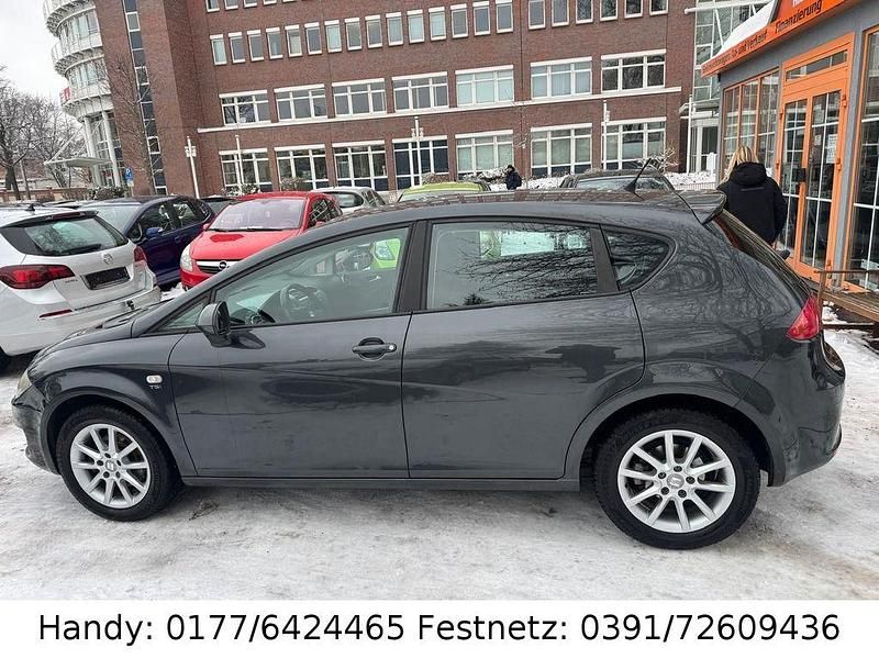 Gebraucht Seat Leon Ecomotive 105 PS (77 kW) 2011 Grau Limousine