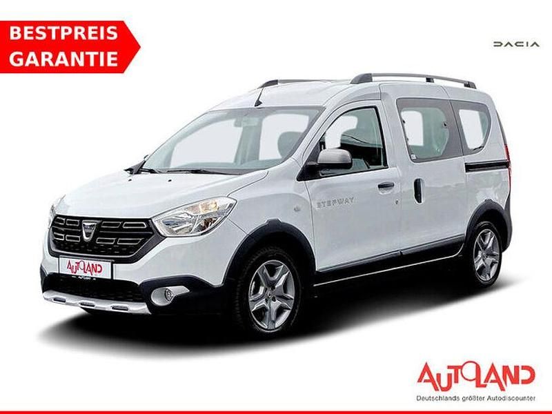 Weiß Gebraucht 2021 Dacia Dokker Stepway Van | 18.950 € (Etwas zu teuer) - Bild 1/4