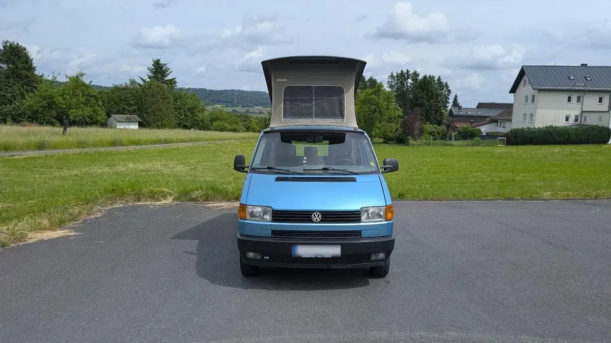 Gebraucht VW T4 77 PS (56 kW) 1995 Blau Van