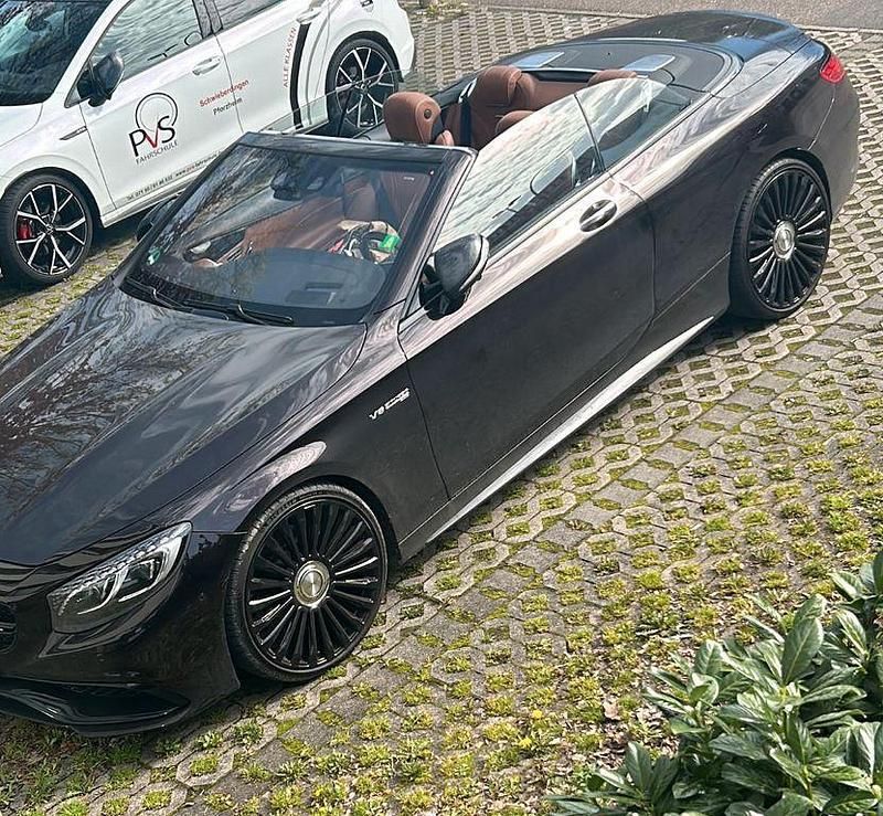 Schwarz Gebraucht 2017 Mercedes S63 AMG AMG Cabrio | 124.999 € - Bild 1/2