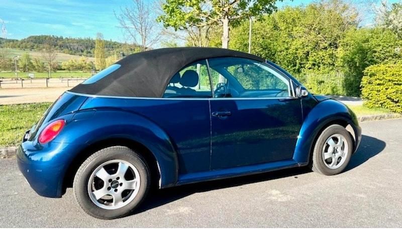 Gebraucht VW New Beetle Highline 116 PS (85 kW) 2005 Blau Kleinwagen