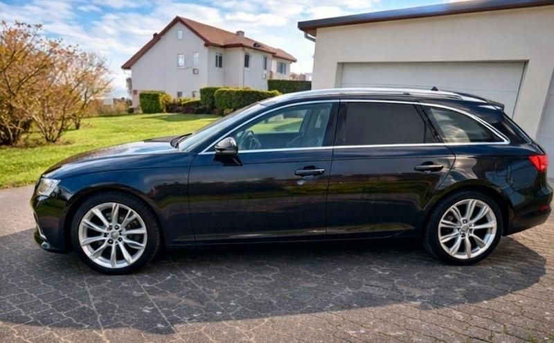 Gebraucht Audi A4 Ambiente 190 PS (139 kW) 2019 Schwarz Kombi