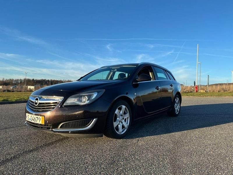 Gebraucht Opel Insignia Sport 170 PS (125 kW) 2015 Braun Kombi