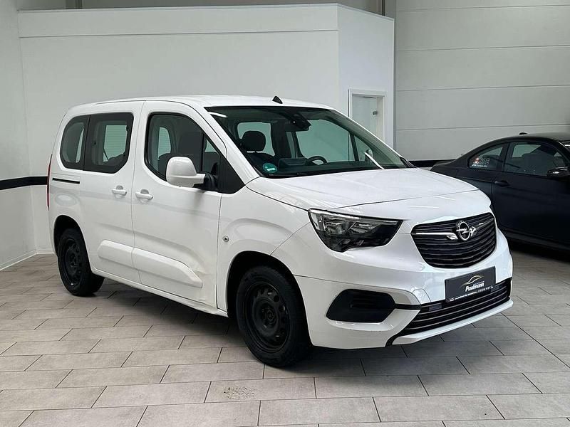 Second-hand Opel Combo Edition 76 CP (55 kW) 2019 Alb Monovolum