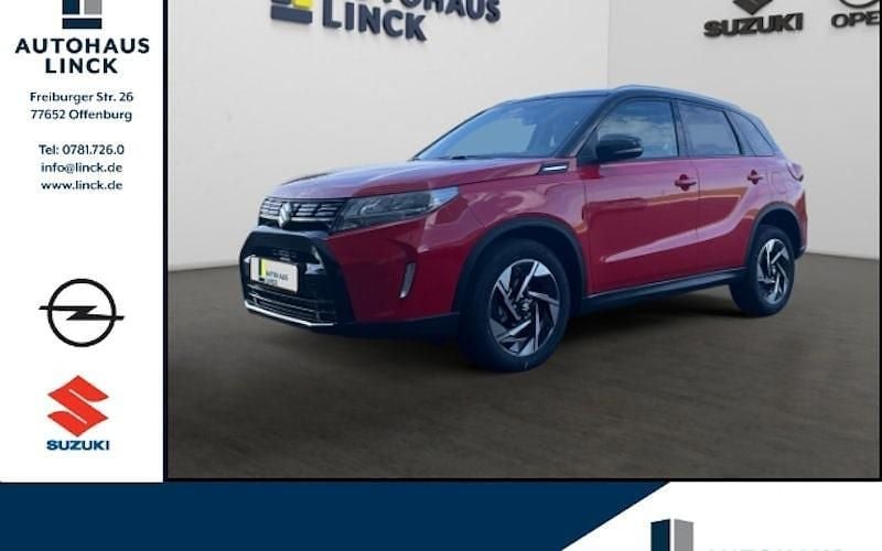 Rot Neu 2025 Suzuki Vitara Comfort+ SUV | 26.488 € (Fairer Preis) - Bild 1/4