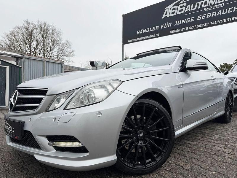 Gebraucht Mercedes E250 AMG 204 PS (150 kW) 2013 Silber Coupé