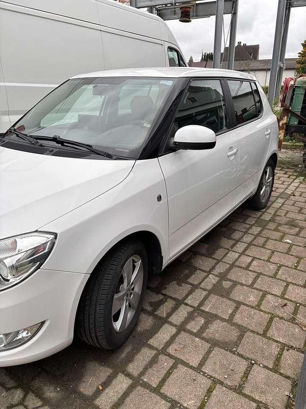 Gebraucht Skoda Fabia Active 60 PS (44 kW) 2013 Limousine