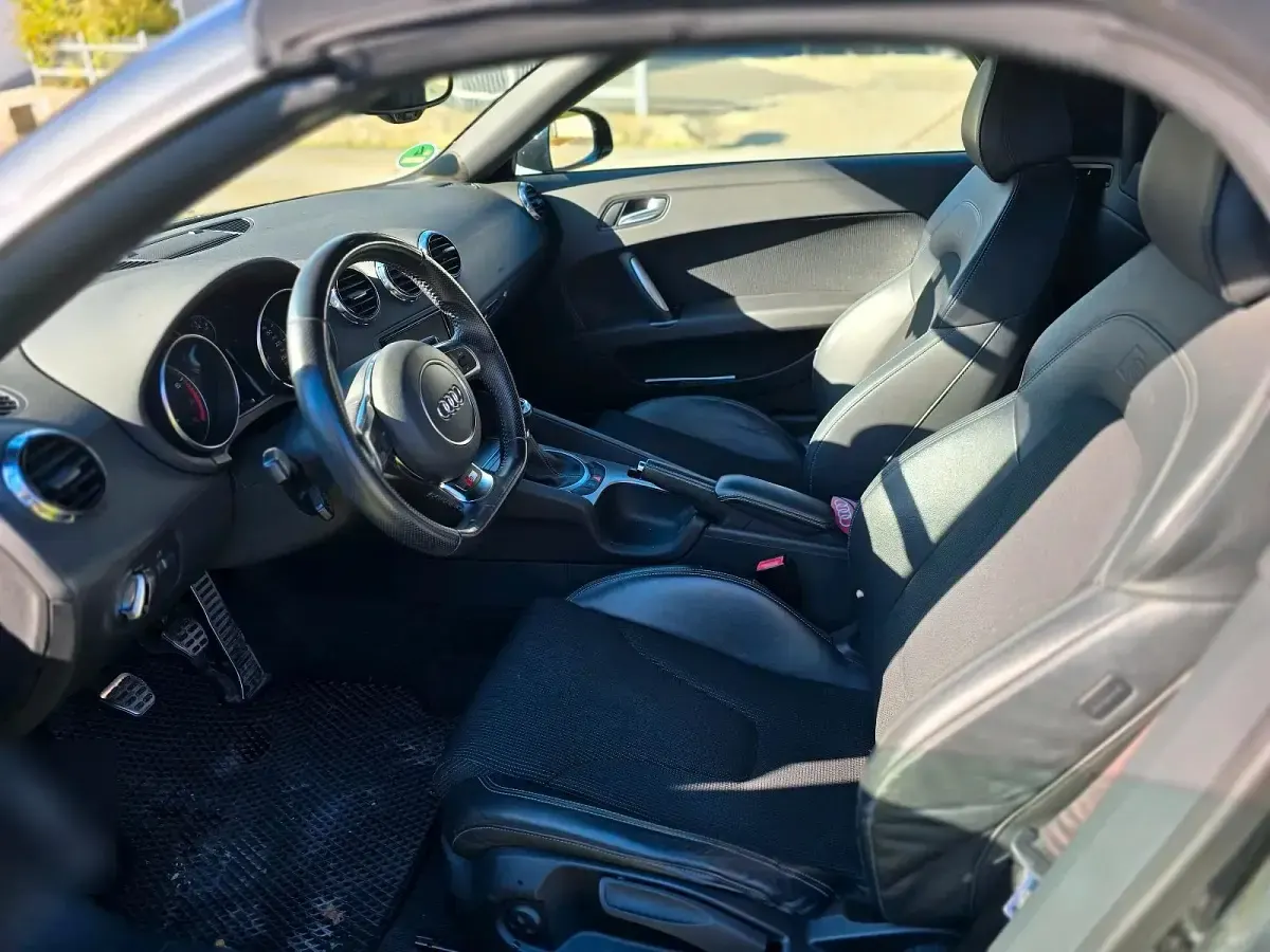 Gebraucht Audi TT 211 PS (155 kW) 2014 Grau Coupé