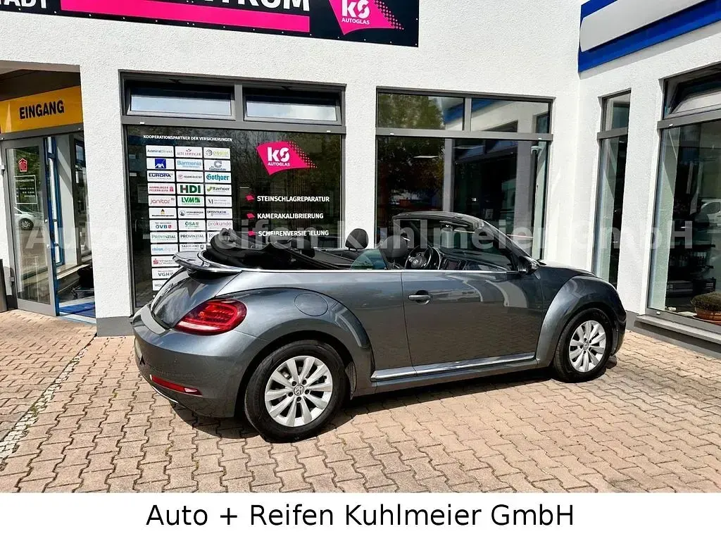 Usata VW Beetle Cabriolet Design 110 CV (80 kW) 2018 Grigio Cabrio