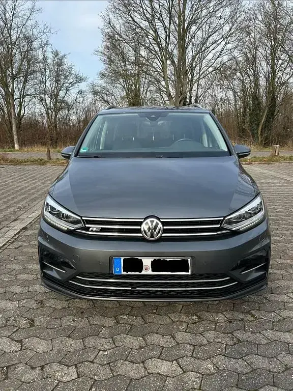Gebraucht VW Touran Highline 150 PS (110 kW) 2018 Grau Van / Kleinbus