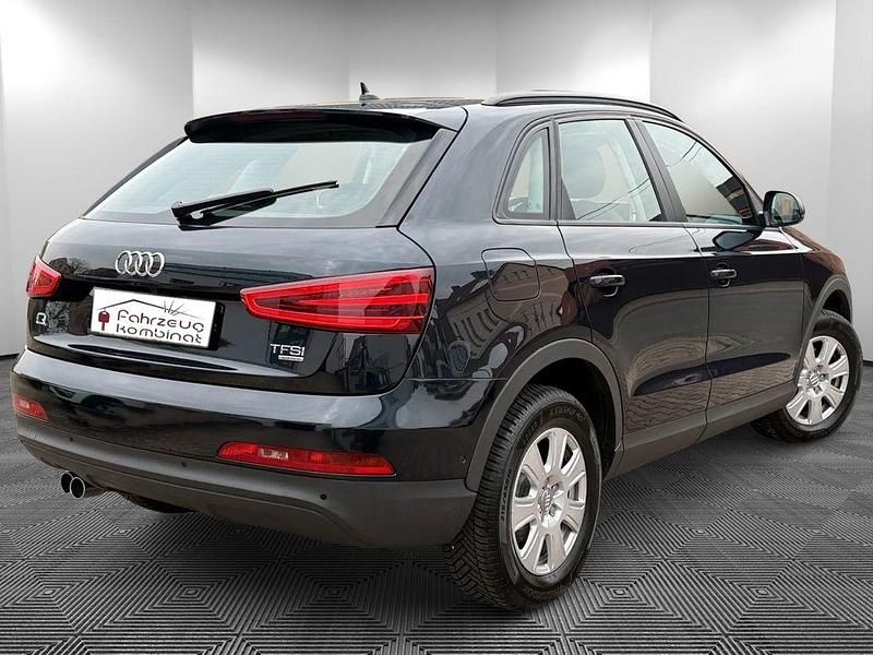Gebraucht Audi Q3 Comfort 170 PS (125 kW) 2015 Blau SUV