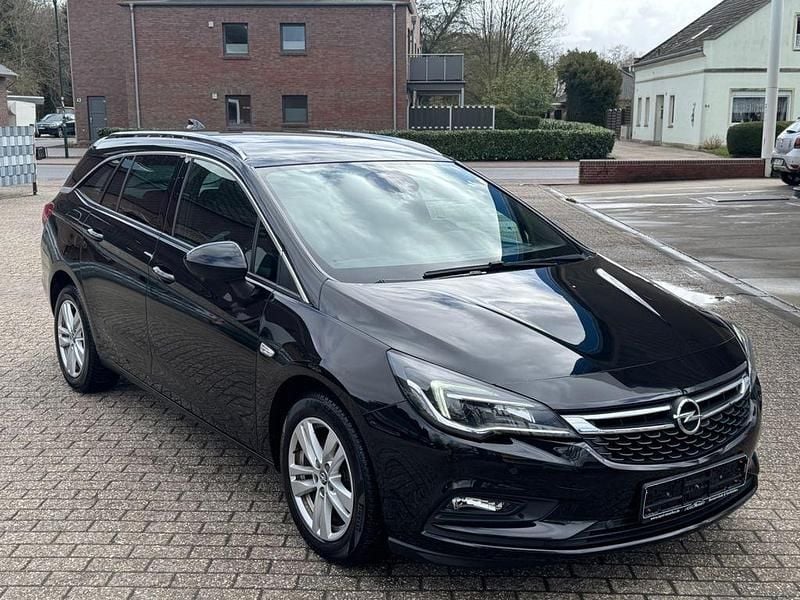 Gebraucht Opel Astra Dynamic 125 PS (91 kW) 2018 Schwarz Kombi
