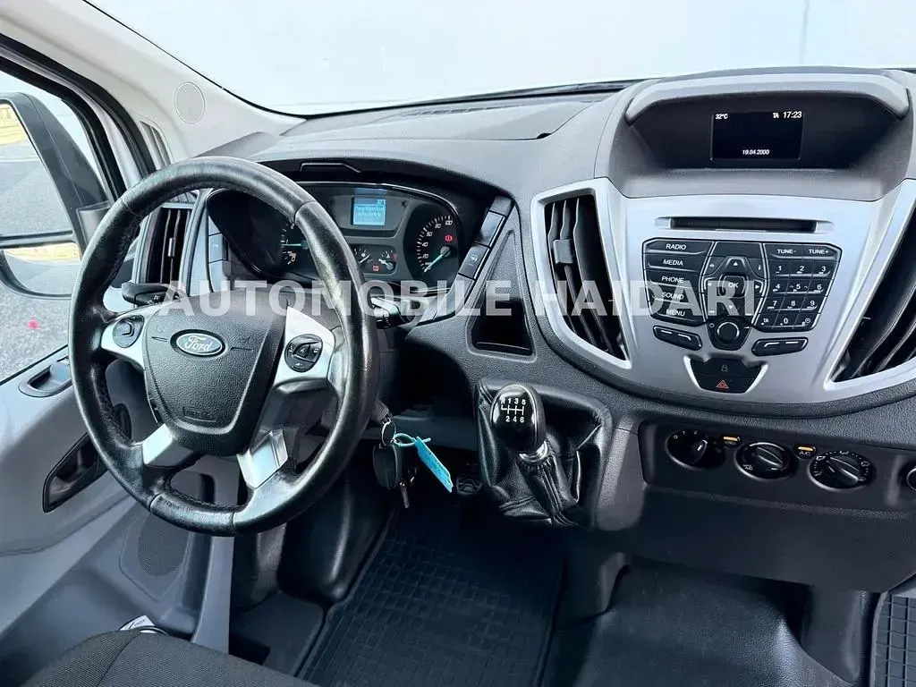 Gebraucht Ford Transit 131 PS (96 kW) 2017 Weiß Limousine