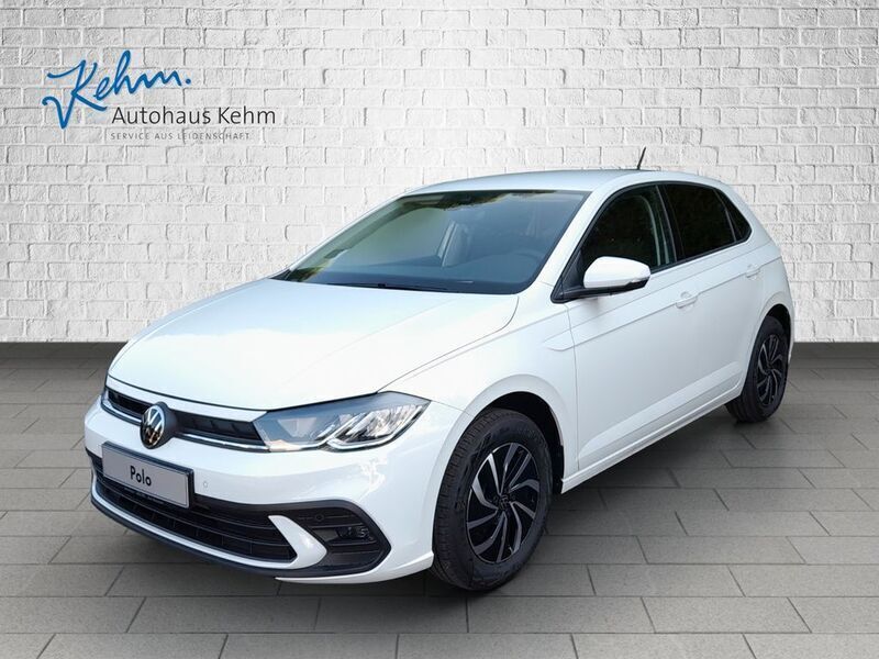 Weiß Gebraucht 2024 VW Polo Advance Limousine | 21.890 € (Etwas zu teuer) - Bild 1/4
