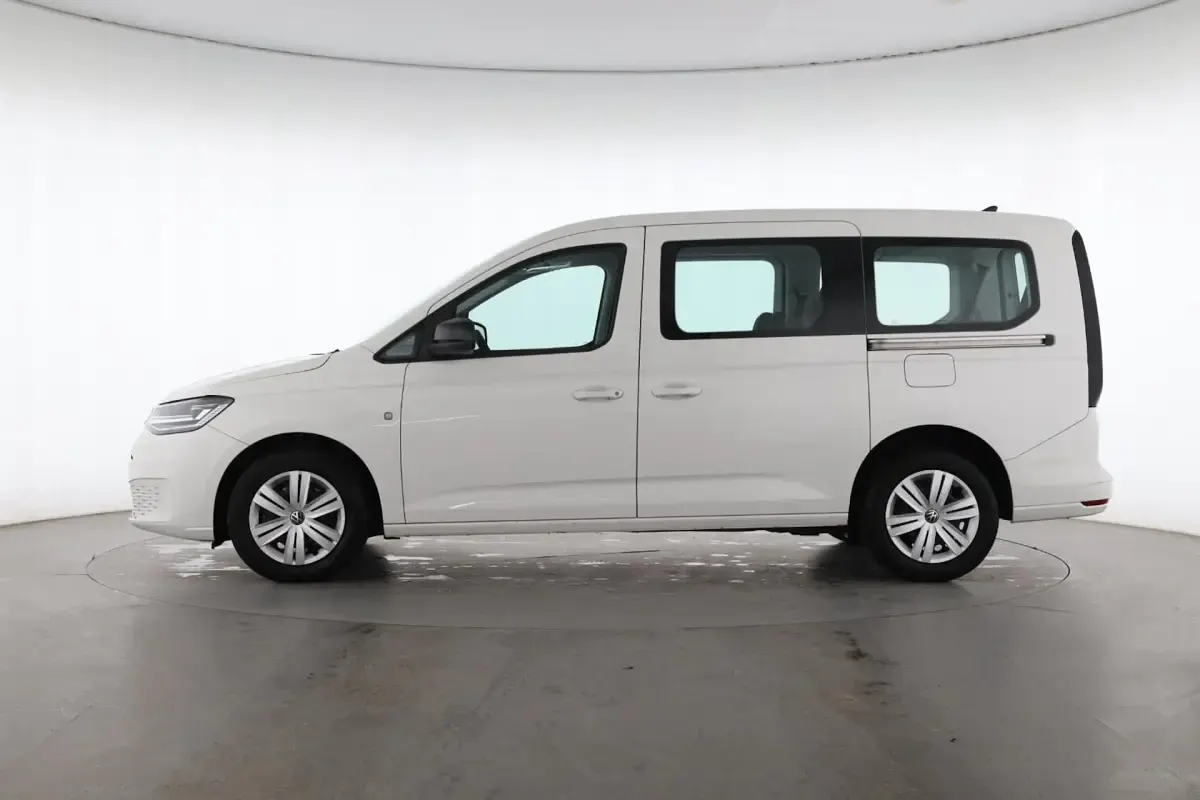 Gebraucht VW Caddy Basis 122 PS (89 kW) 2022 Weiß Van / Kleinbus