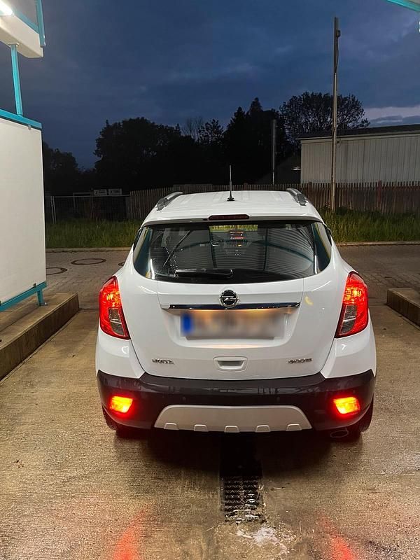 Weiß Gebraucht 2014 Opel Mokka Edition SUV | 8.000 € (Fairer Preis) - Bild 1/4