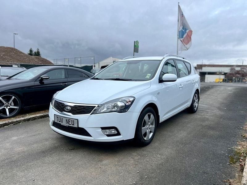 Gebraucht Kia Ceed GT 125 PS (91 kW) 2012 Weiß Kombi