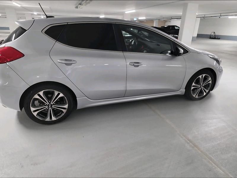 Gebraucht Kia Ceed GT GT 136 PS (100 kW) 2016 Silber Limousine