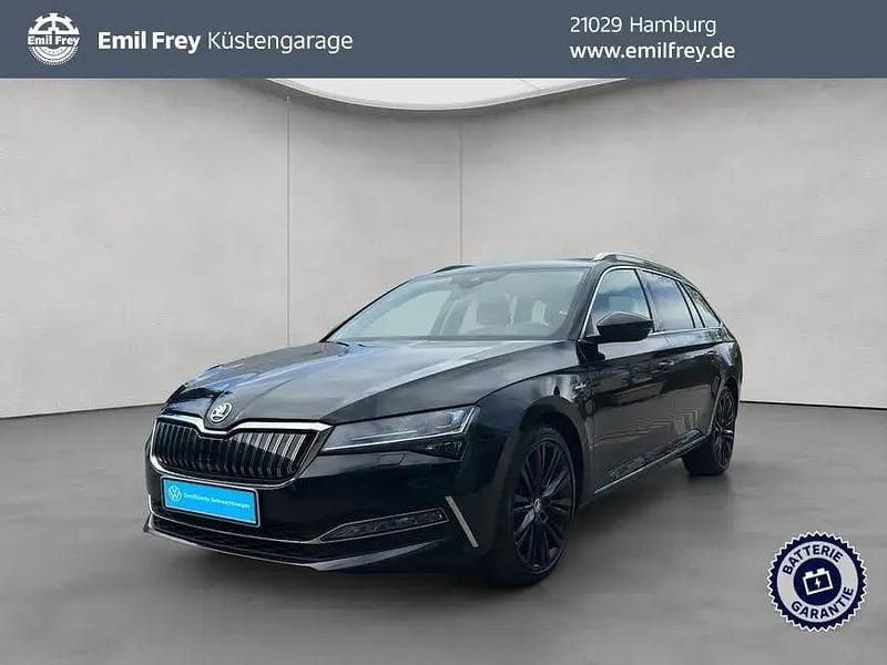 Schwarzmagic perleffekt met. Gebraucht 2022 Skoda Superb LAURIN & KLEMENT Kombi | 28.770 € (Fairer Preis) - Bild 1/4