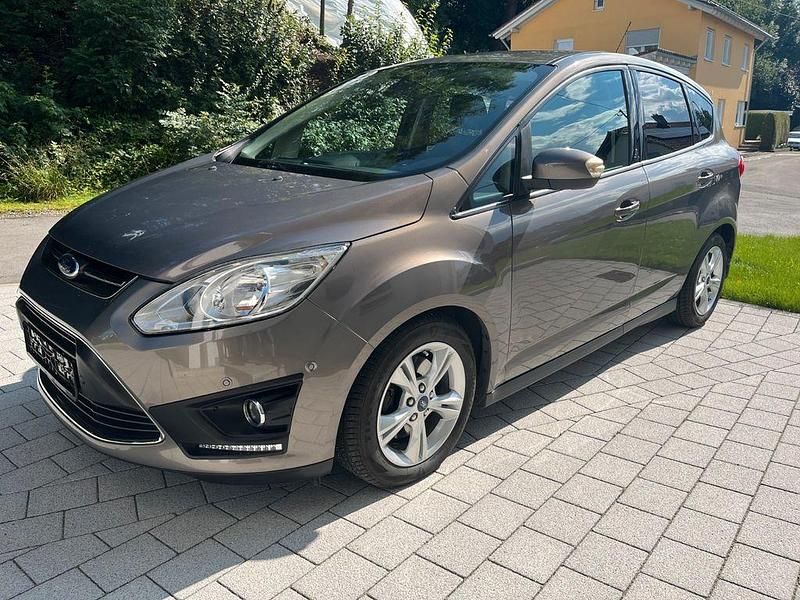 Braun Gebraucht 2013 Ford C-MAX Champions Edition Van / Kleinbus | 6.700 € (Etwas zu teuer) - Bild 1/4