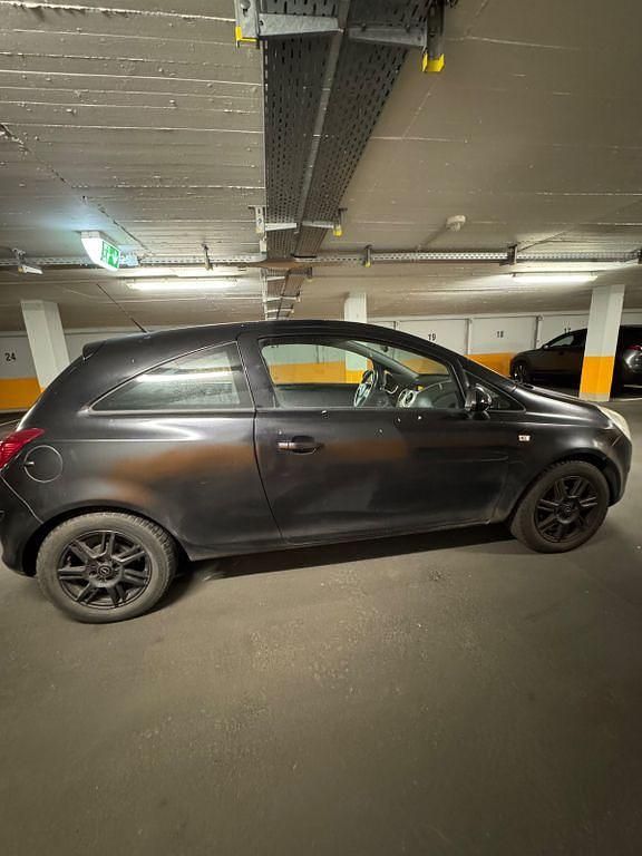 Gebraucht Opel Corsa 80 PS (58 kW) 2008 Schwarz Kleinwagen