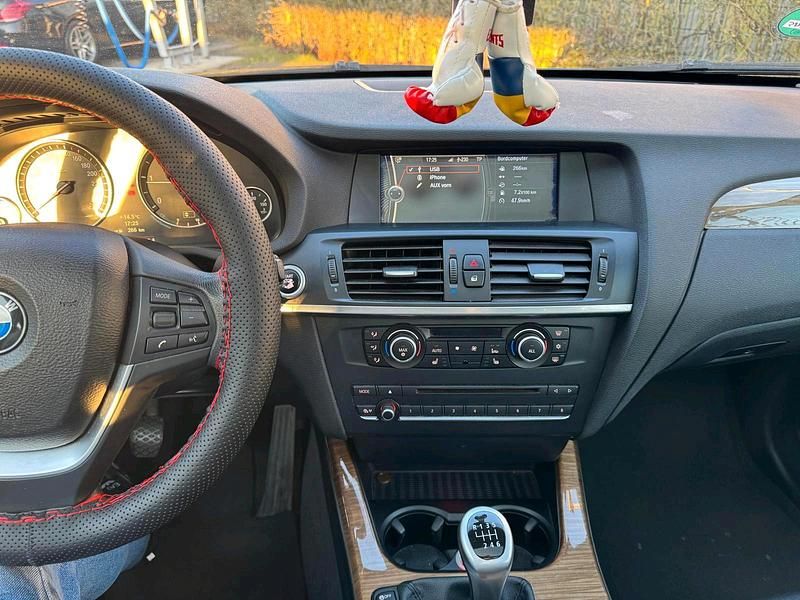 Gebraucht BMW X3 184 PS (135 kW) 2011 Blau SUV