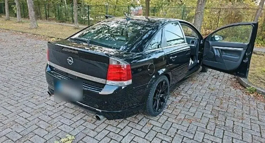 Gebraucht Opel Vectra OPC 155 PS (114 kW) 2007 Schwarz Limousine