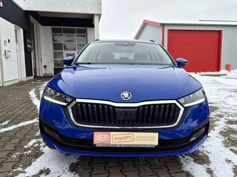 Gebraucht Skoda Octavia Ambition 204 PS (150 kW) 2022 Blau Kombi
